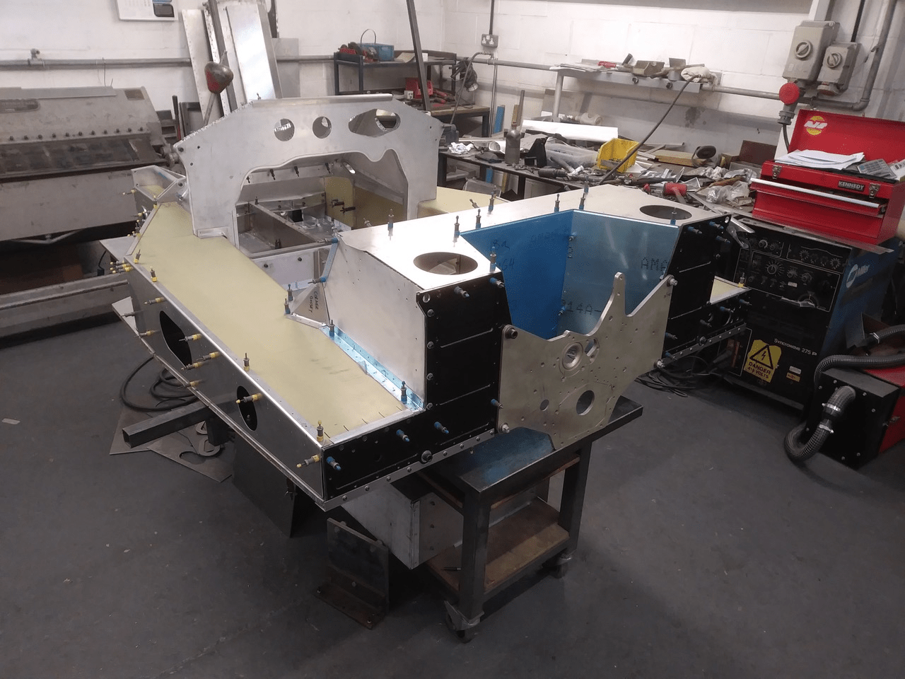 Nissan GTP-ZX Turbo chassis 1.png